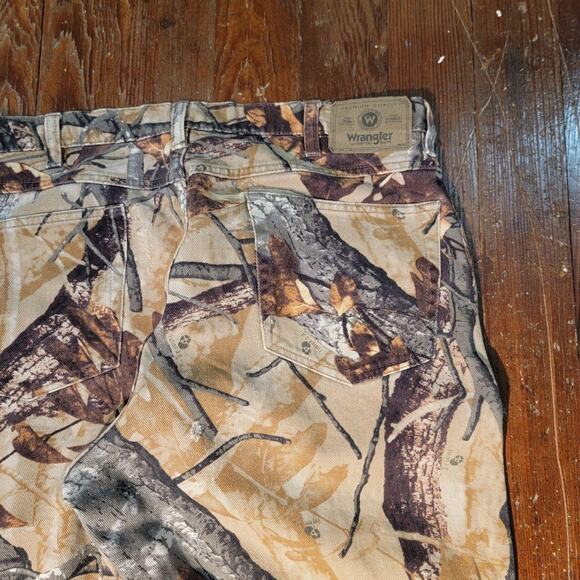 Double Knee Wrangler Camouflage Pants - Picture 3 of 6